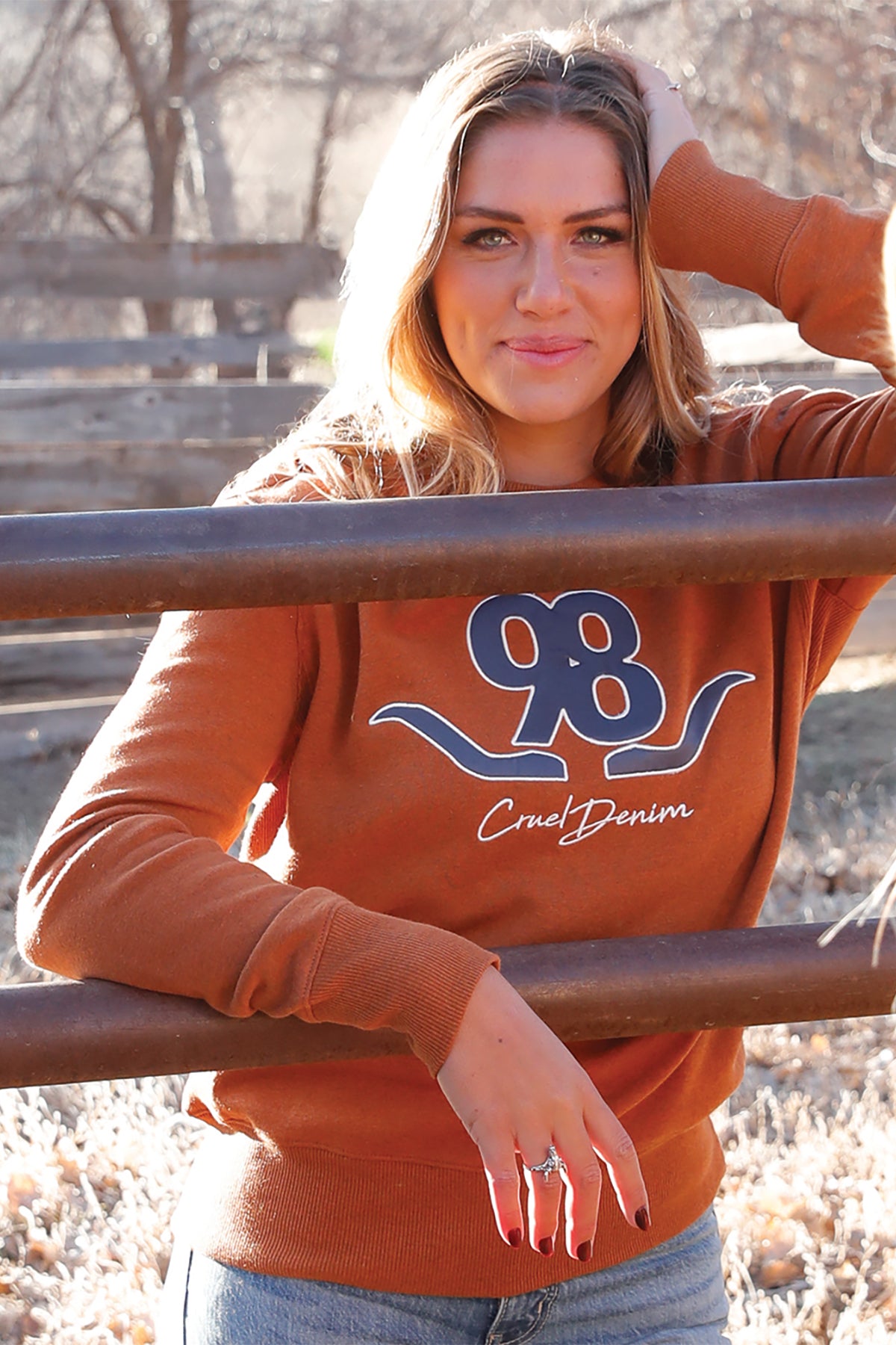 CRUEL WOMENS SWEATSHIRT - BROWN