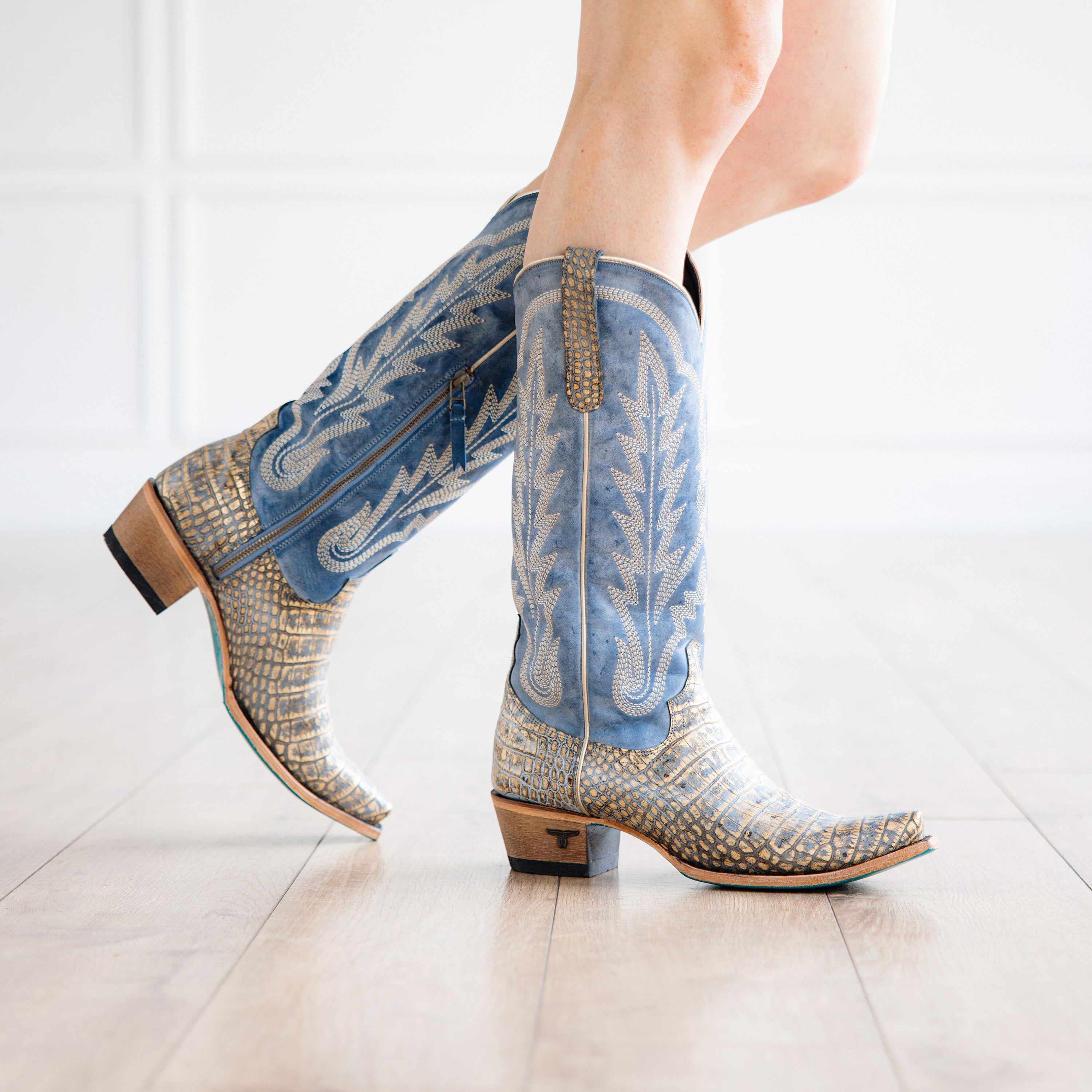 Lane Skylight Boot - Gilded Denim