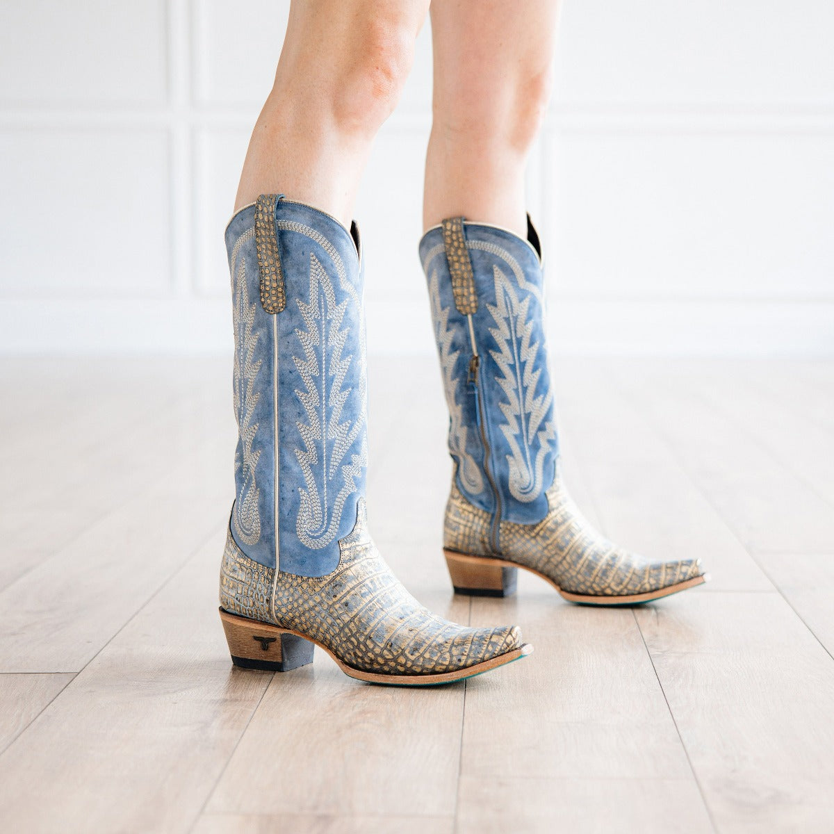 Lane Skylight Boot - Gilded Denim