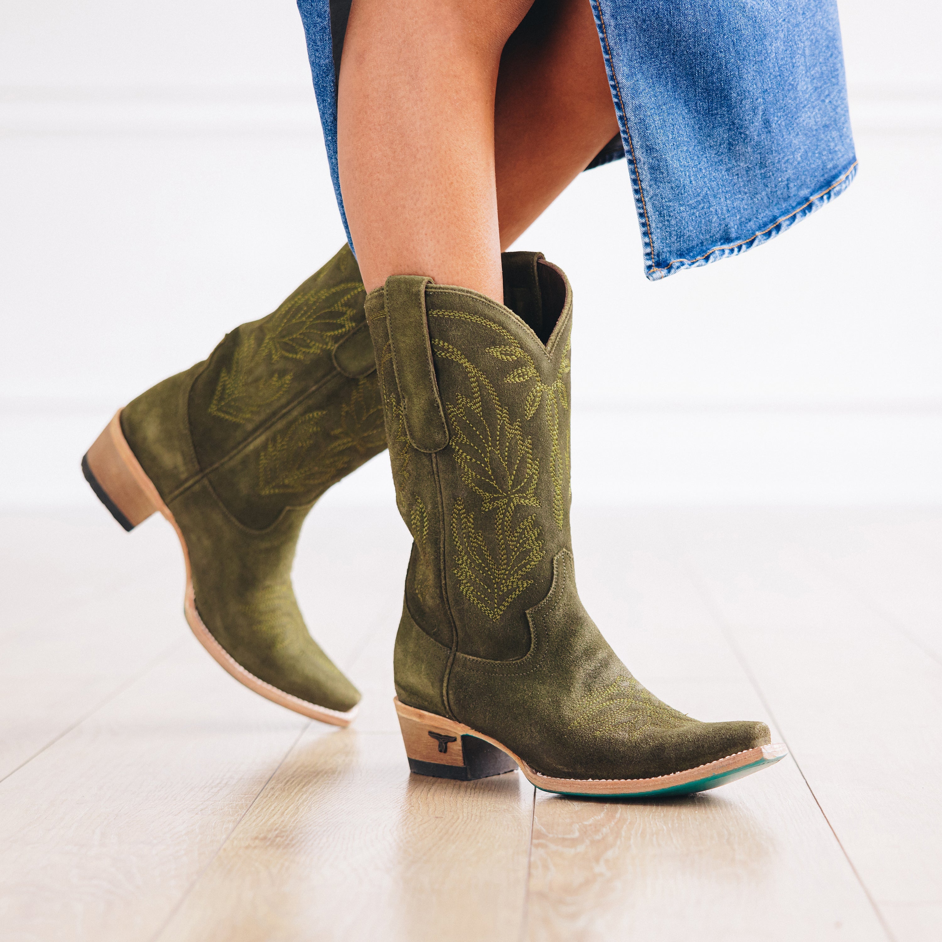 Lane Sandaga Midi - Olive Suede