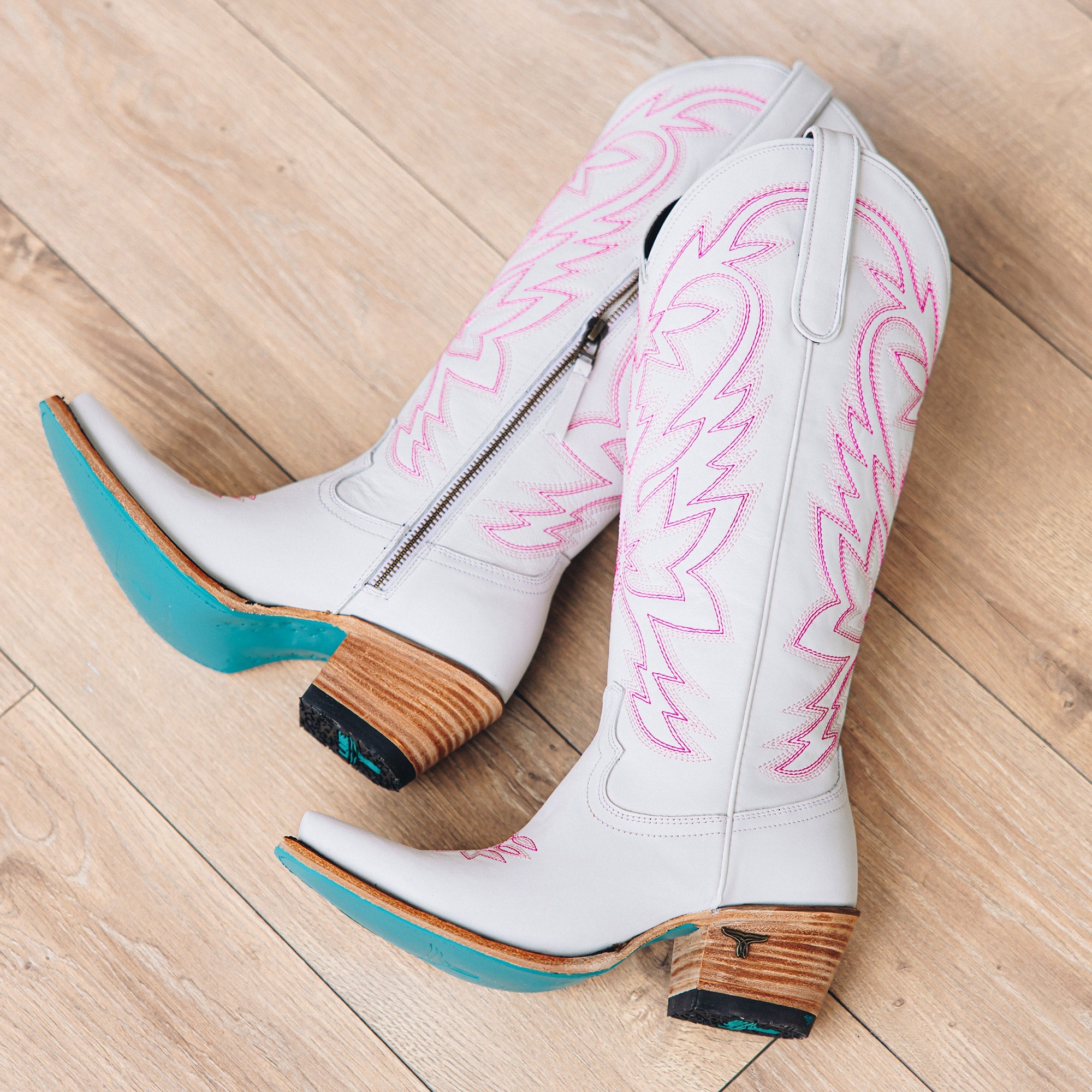 Lane Smokeshow Boot - Matte White and Neon Pink