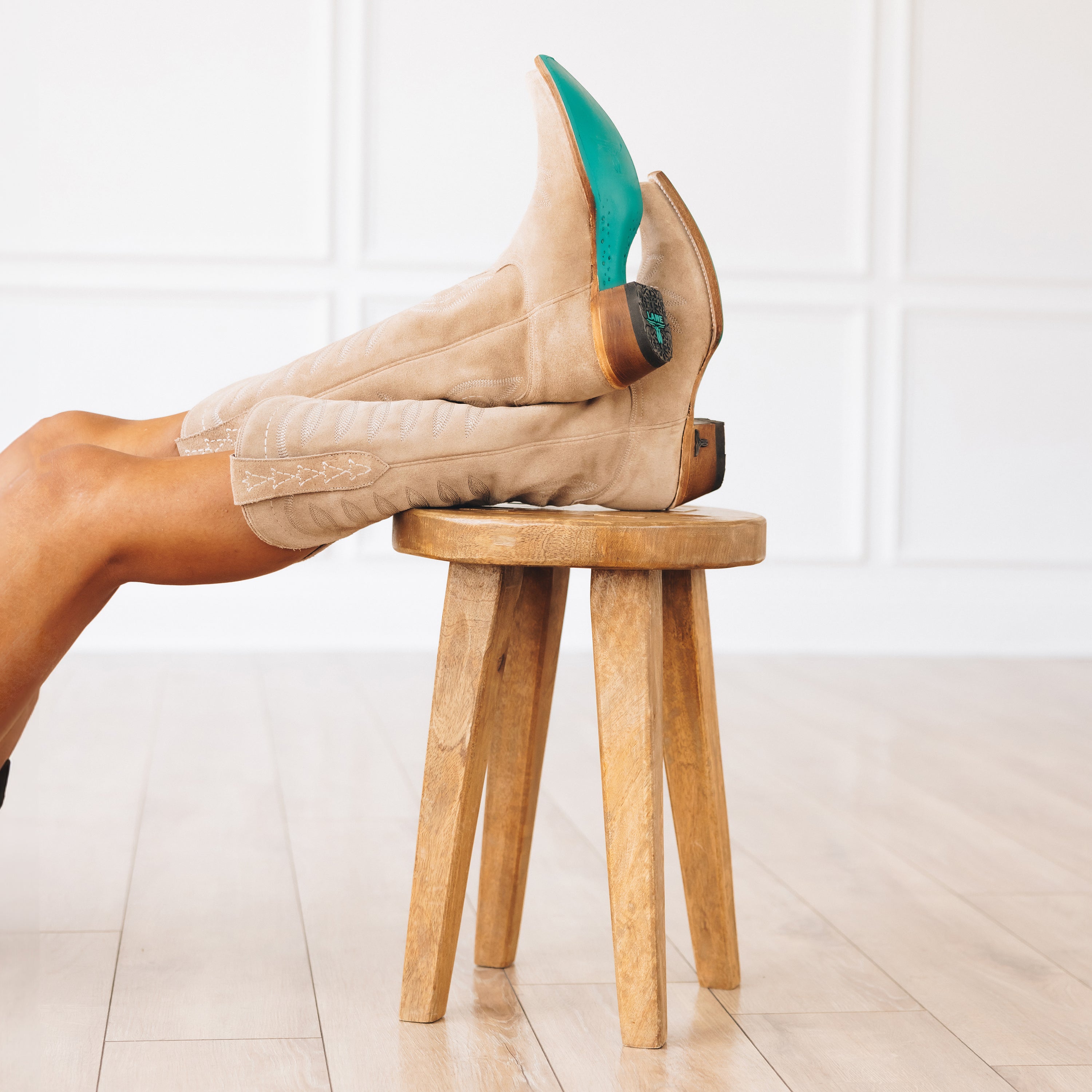 Lane Squash Blossom Boot - Latte Suede