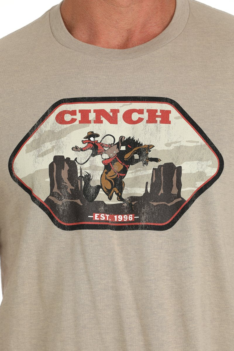CINCH MEN'S GRAPHIC T-SHIRT - TAN