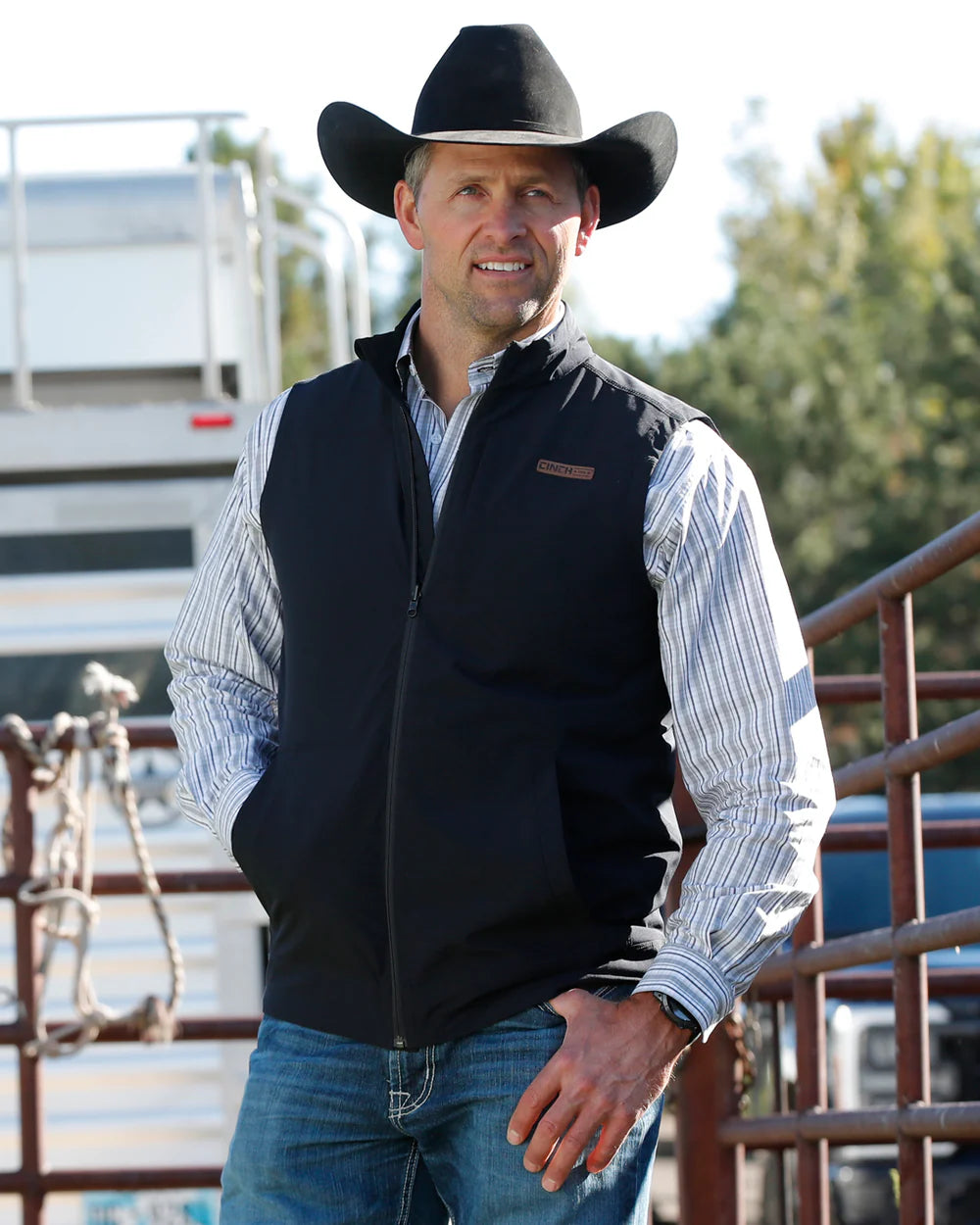 CINCH MEN'S CANVAS VEST - BLACK