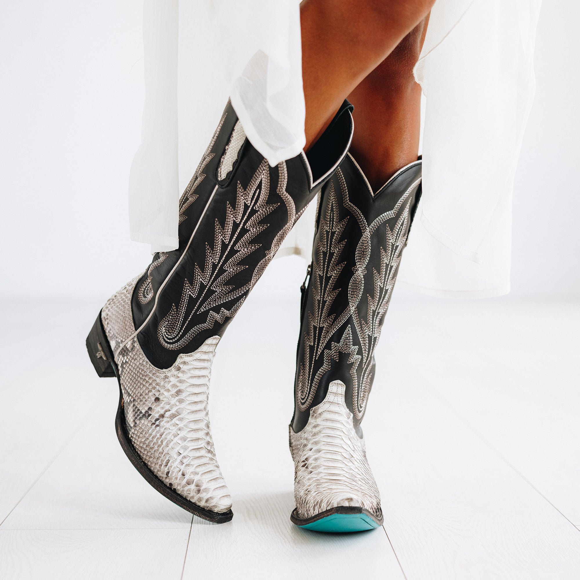 Lane Skylight Boot - Headliner