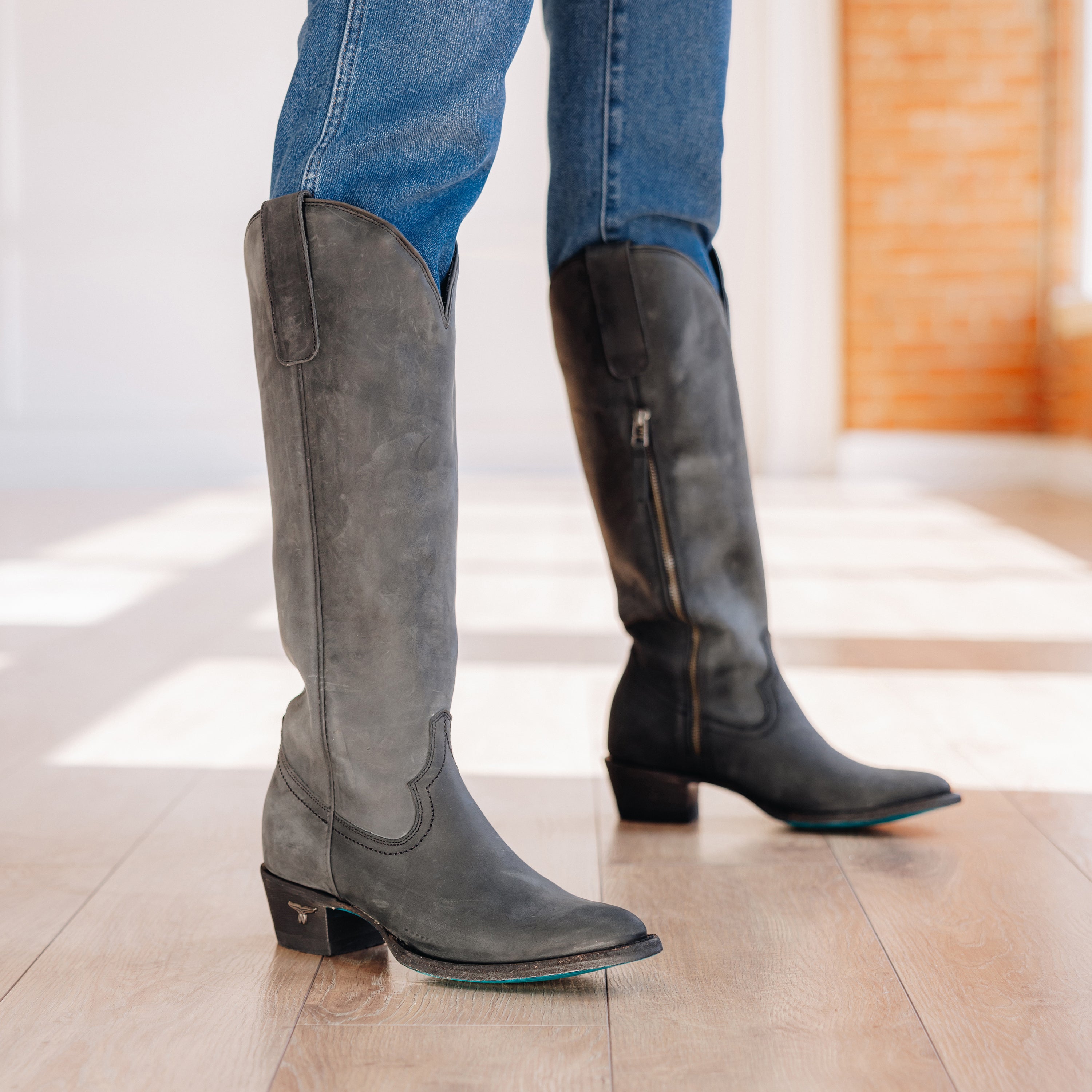Lane Plain Jane Boot - Matte Black