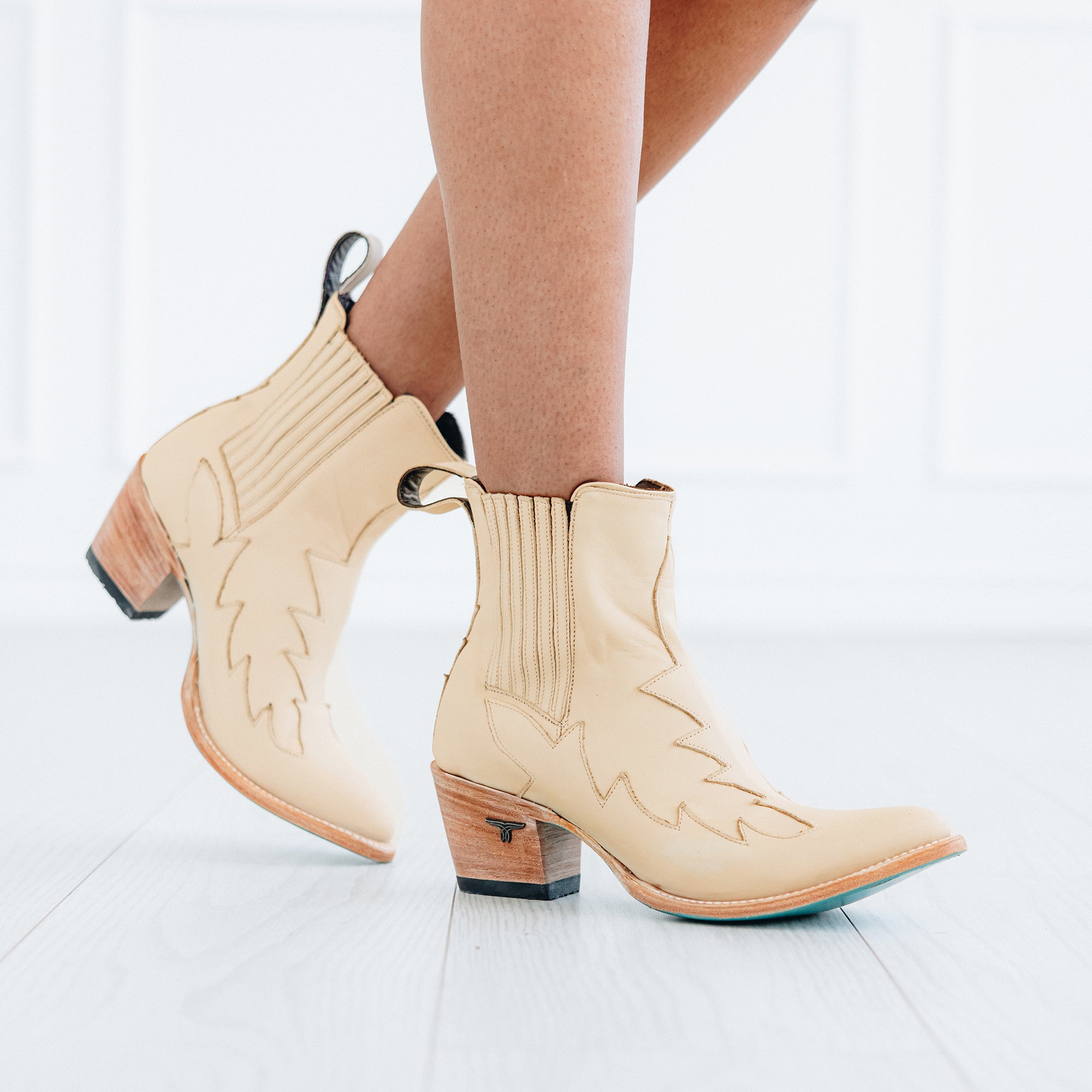 Lane Western Chelsea Bootie - Pale Ivory